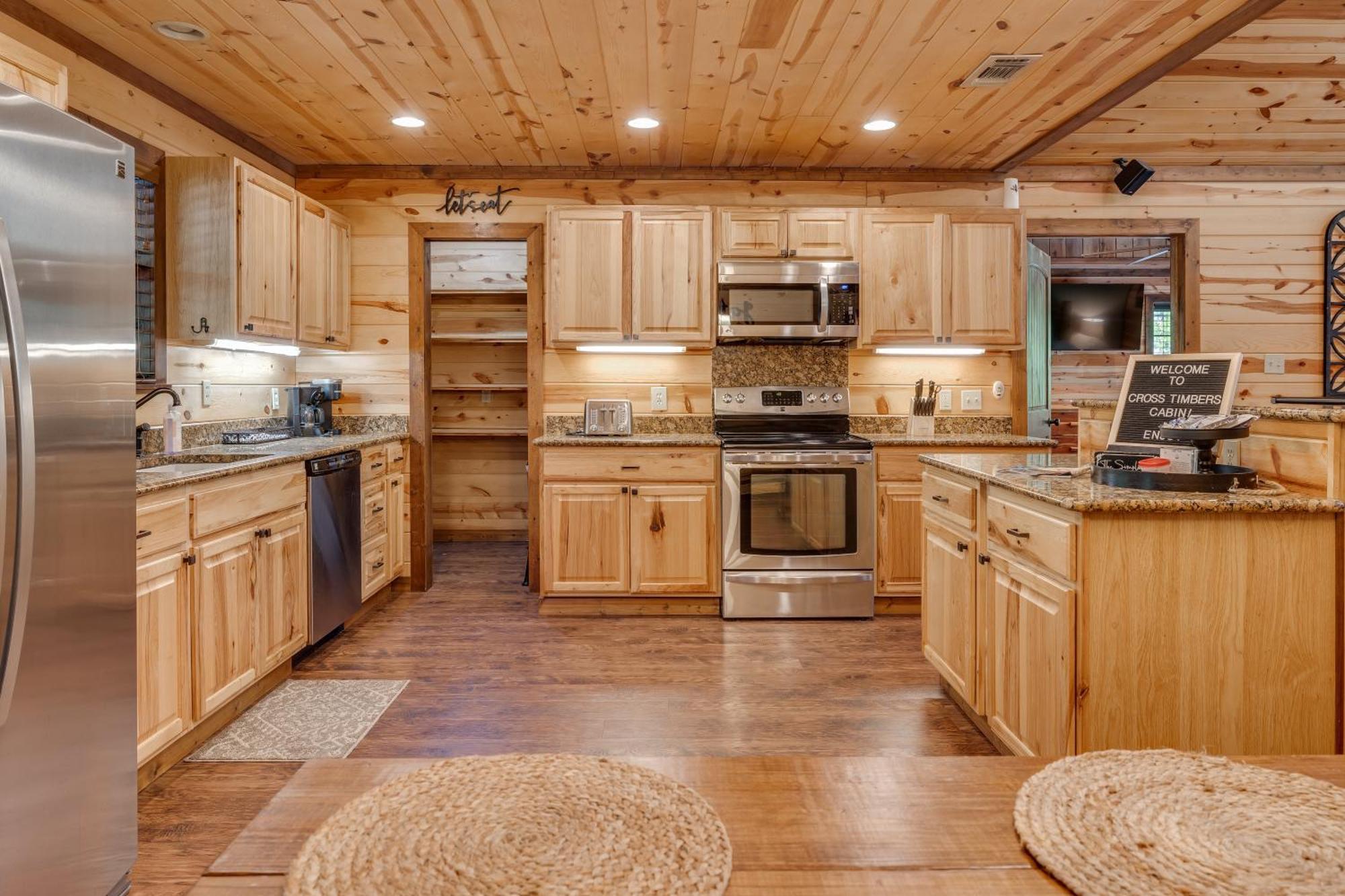 Cross Timbers Cabin On The Grove'S 25-Acres Broken Bow Exterior foto
